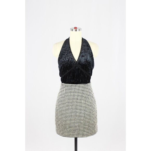 Vintage 90's FEMME DE CARRIERE Black White Check Wool Blend Mini Skirt, Size XS - Picture 1 of 13